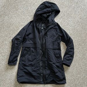 Lulu lemon rain jacket
